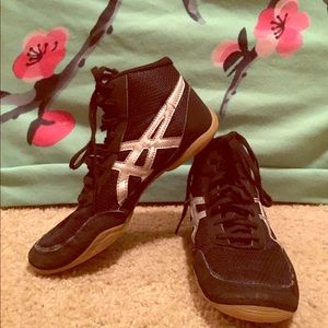 ASICS wrestling shoes